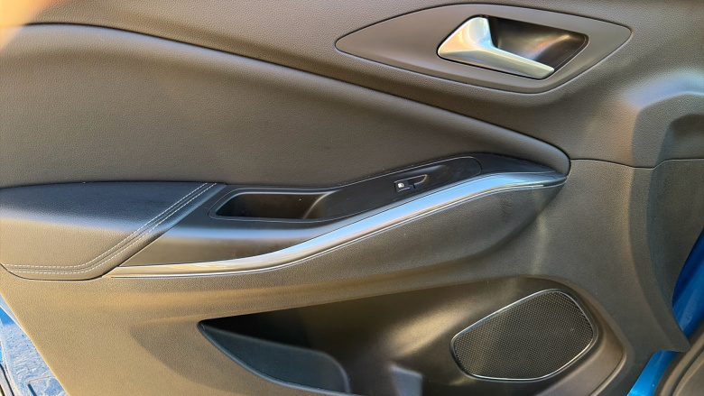 Vauxhall Grandland X 1.2 Turbo SRi Nav 5dr Auto Petrol Hatchback